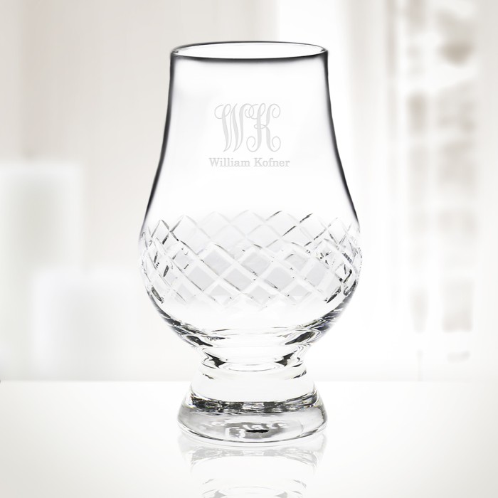 Monogrammed Diamond Whiskey Glas